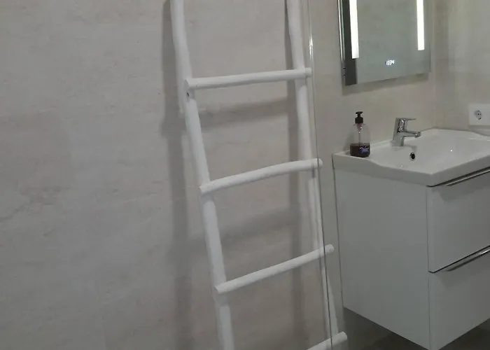 Ap. Con Piscina, Centro. Apartment *